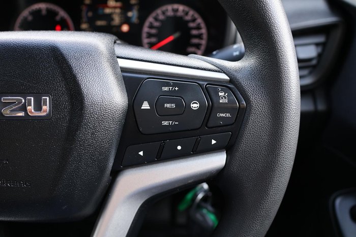 2021 Isuzu D-MAX 21