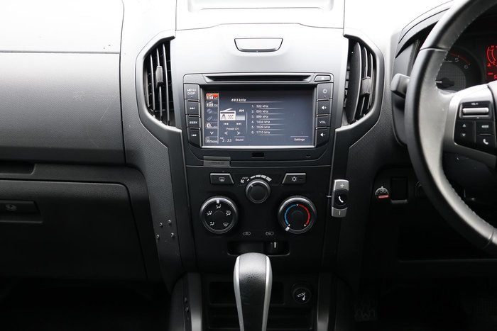 2020 Isuzu D-MAX 17