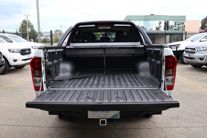 2020 Isuzu D-MAX 8