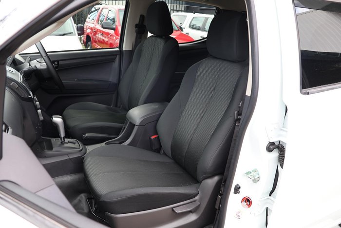 2020 Isuzu D-MAX 13