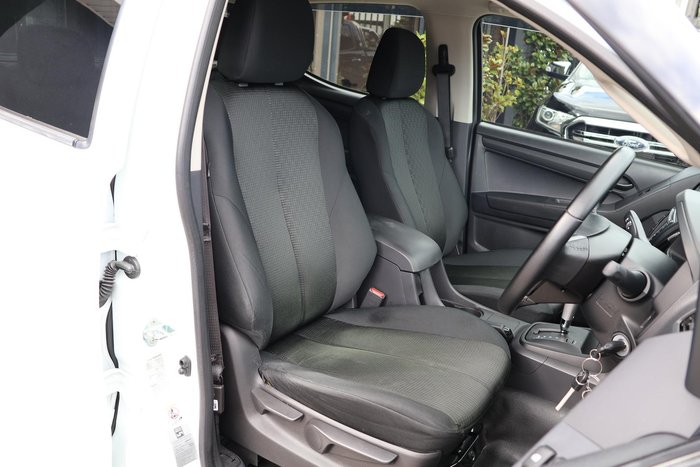 2020 Isuzu D-MAX 11