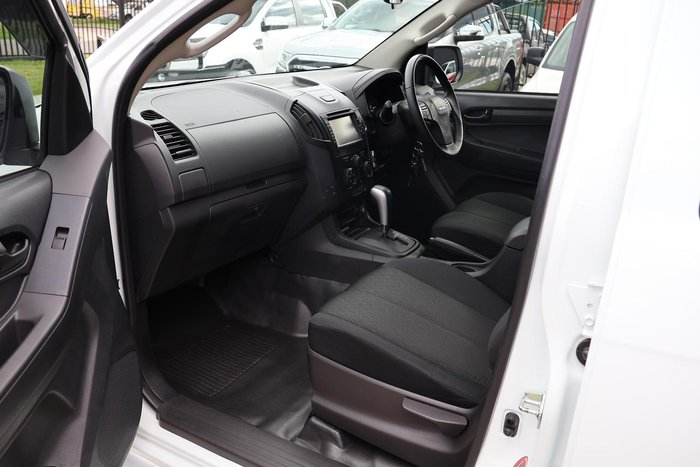 2020 Isuzu D-MAX 12