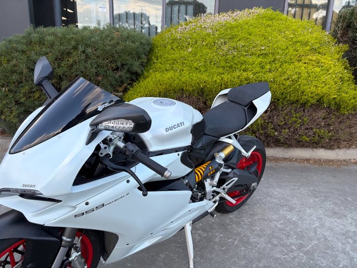 2018 DUCATI 959 PANIGALE (WHITE) White