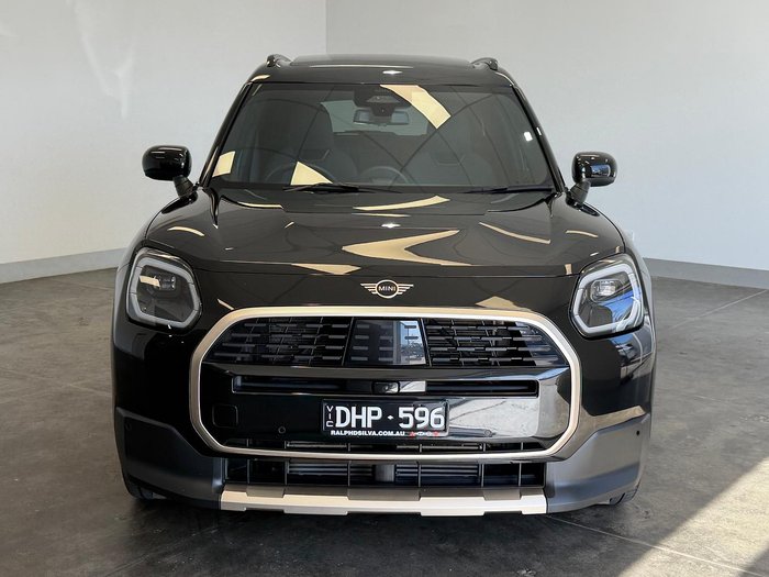 2024 MINI Countryman C Core