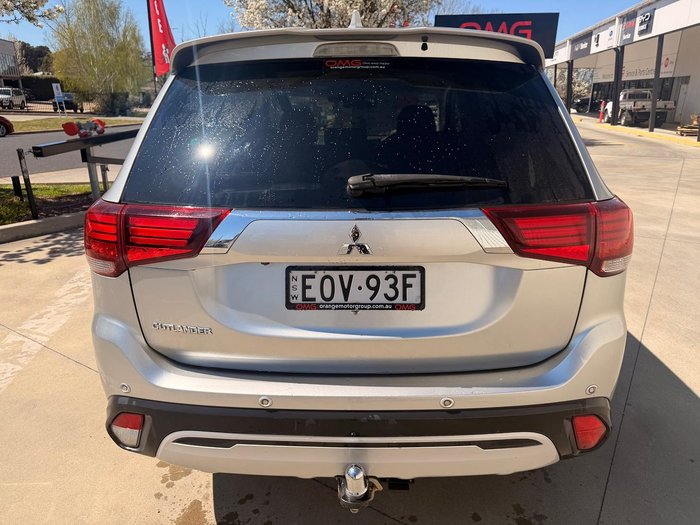 2021 Mitsubishi Outlander LS