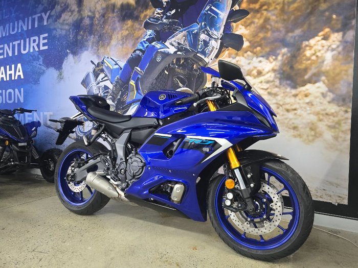 2025 Yamaha YZF-R7LA BLUE