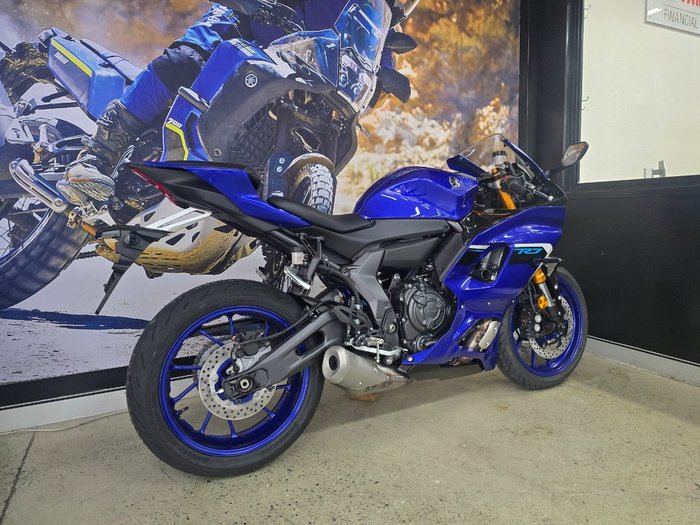 2025 Yamaha YZF-R7LA BLUE