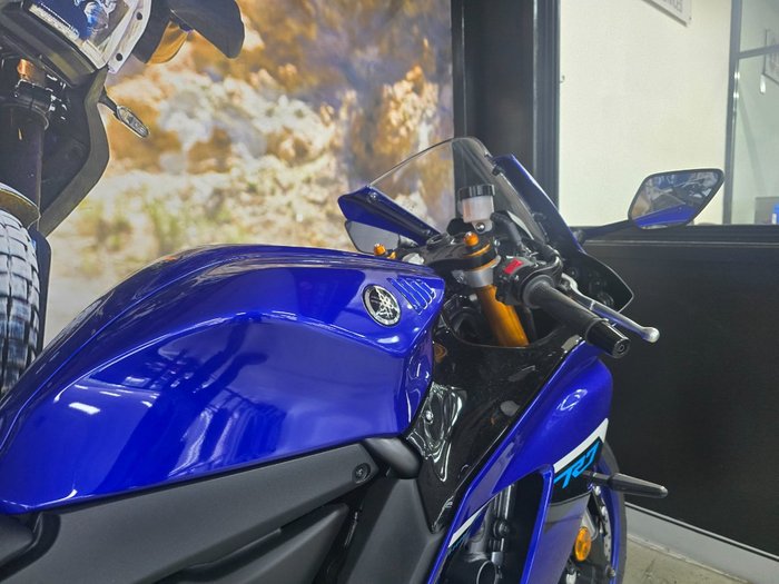 2025 Yamaha YZF-R7LA BLUE
