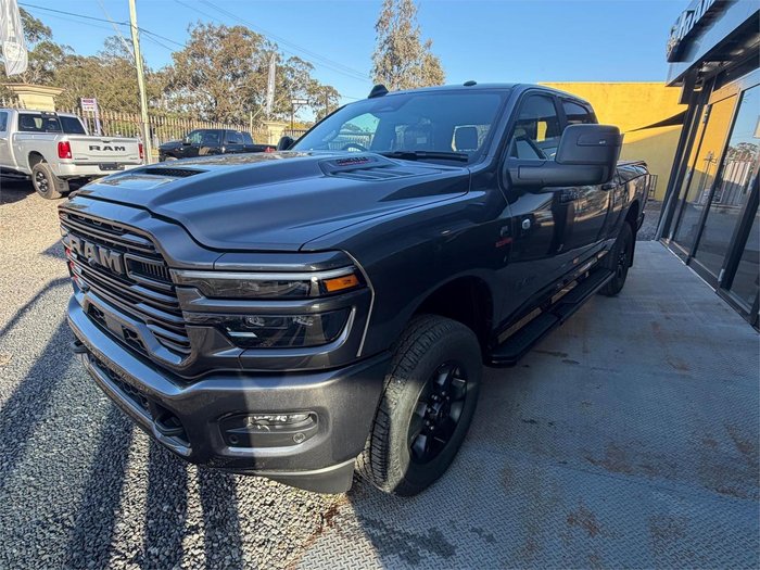 2026 RAM 2500 Laramie Rambox