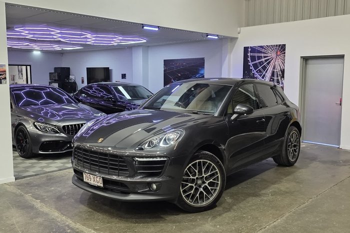 2017 Porsche Macan