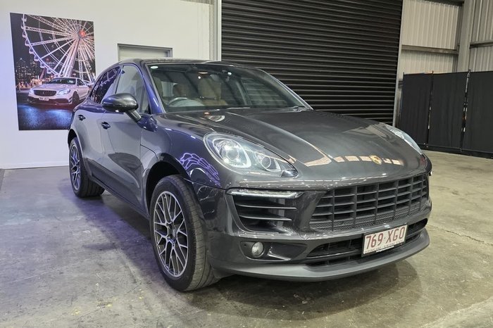 2017 Porsche Macan PDK AWD