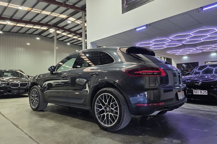 2017 Porsche Macan PDK AWD