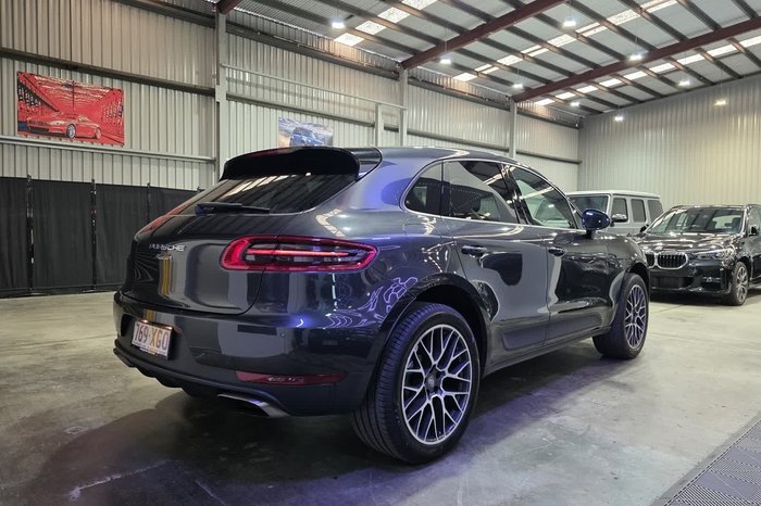2017 Porsche Macan PDK AWD