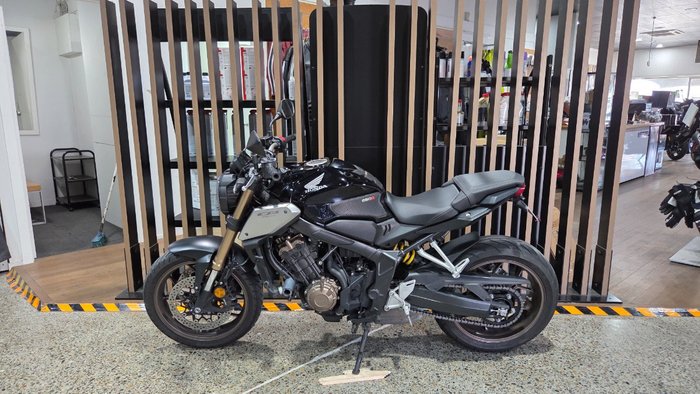 2020 Honda CB650R Black