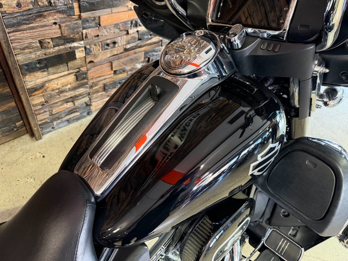 2014 HARLEY-DAVIDSON STREET GLIDE SPECIAL
