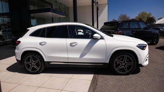 2025 Mercedes-Benz GLA-Class