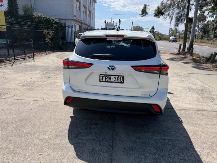 2022 TOYOTA KLUGER GX HYBRID AWD