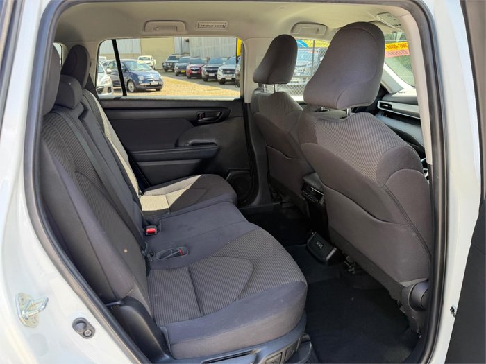 2022 TOYOTA KLUGER GX HYBRID AWD