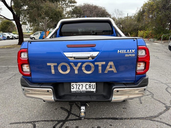 2022 Toyota Hilux SR5