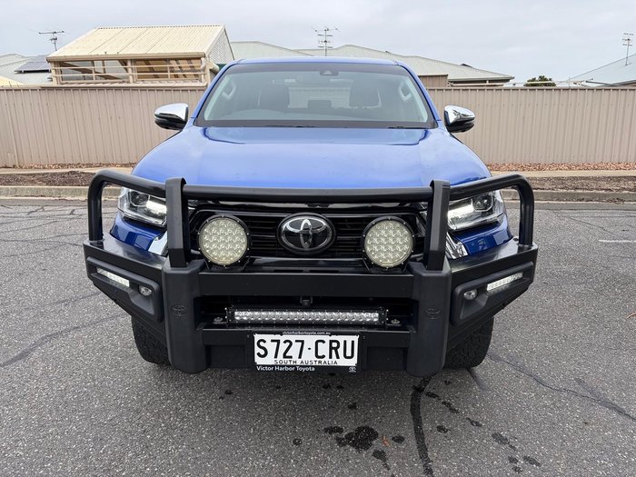 2022 Toyota Hilux SR5