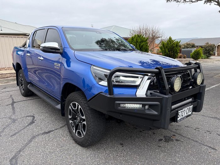2022 Toyota Hilux SR5