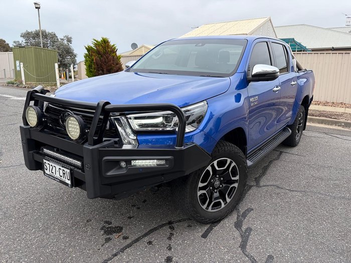 2022 Toyota Hilux SR5