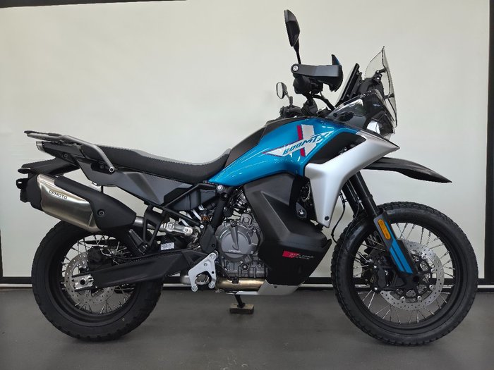 2025 CFMOTO 2025 Cf Moto 800CC 800MT X ZEPHYR BLU