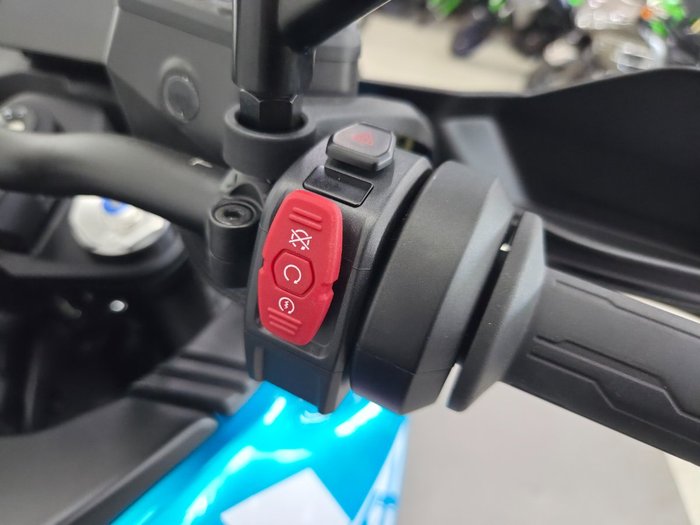 2025 CFMOTO 2025 Cf Moto 800CC 800MT X ZEPHYR BLU
