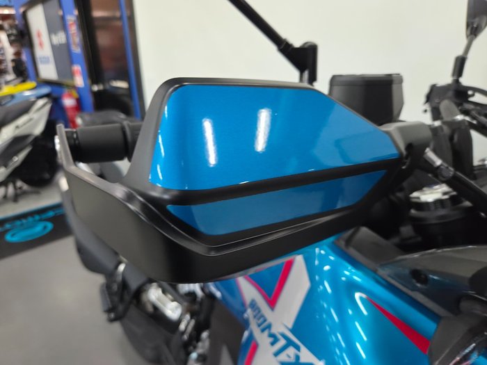 2025 CFMOTO 2025 Cf Moto 800CC 800MT X ZEPHYR BLU
