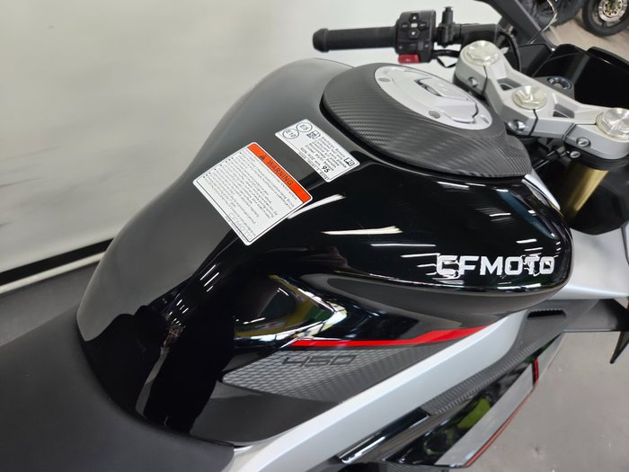 2026 CFMOTO 450 SR ABS Black