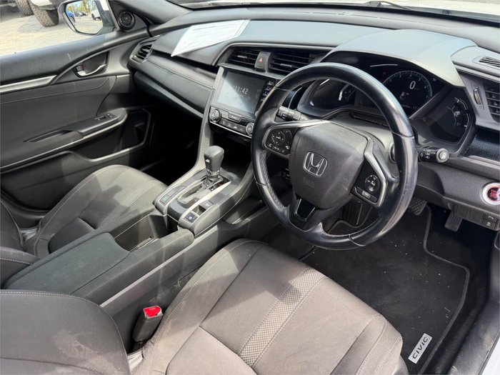 2019 HONDA CIVIC VTi-S