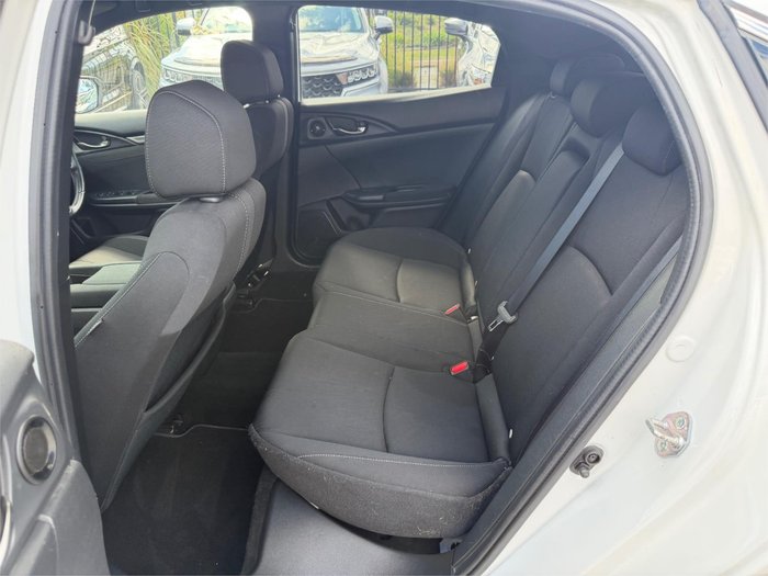 2019 HONDA CIVIC VTi-S