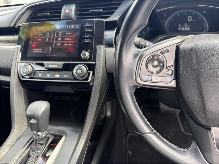 2019 HONDA CIVIC VTi-S
