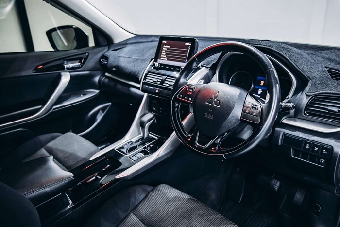 2020 Mitsubishi Eclipse Cross LS (2WD)