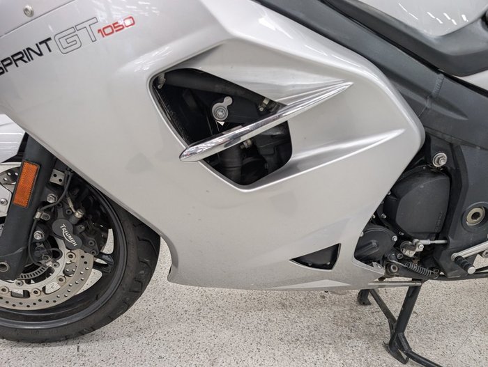 2011 Triumph SPRINT GT CHROME