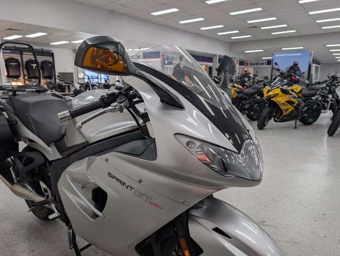 2011 Triumph SPRINT GT CHROME