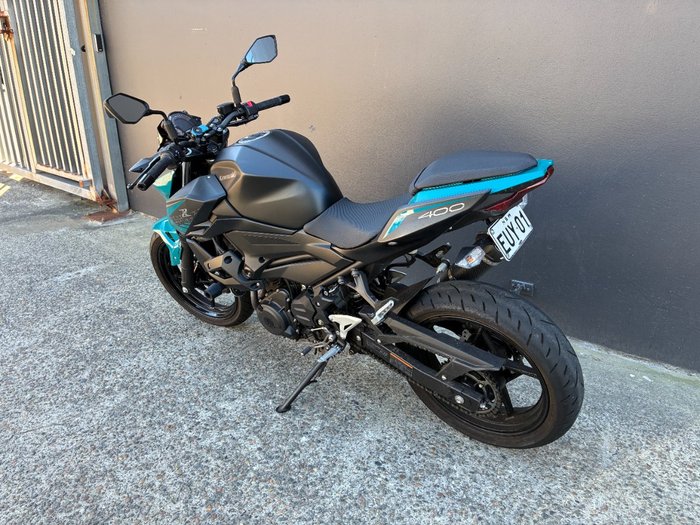 2020 Kawasaki Z400 GREEN
