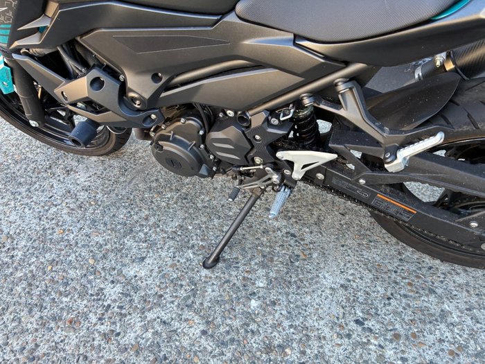 2020 Kawasaki Z400 GREEN