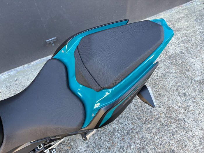 2020 Kawasaki Z400 GREEN