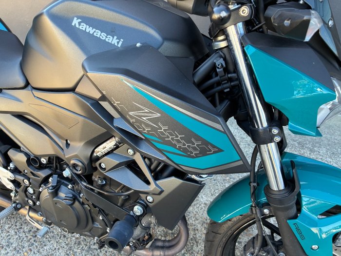 2020 Kawasaki Z400 GREEN