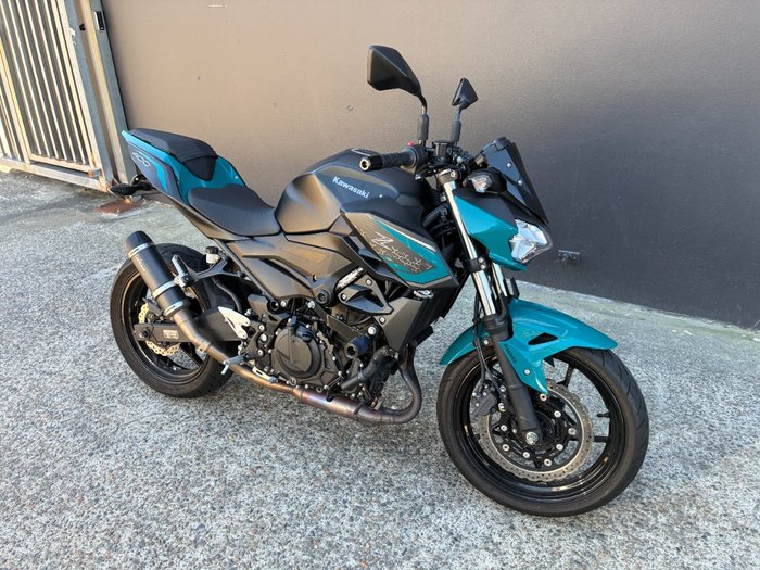 2020 Kawasaki Z400 GREEN