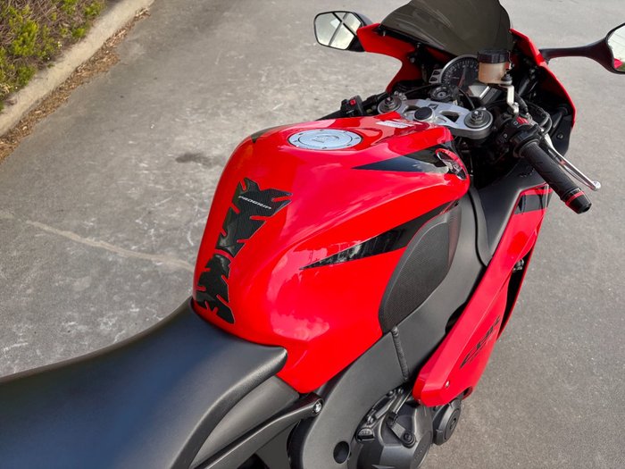 2008 Honda CBR1000RR (FIREBLADE) Red