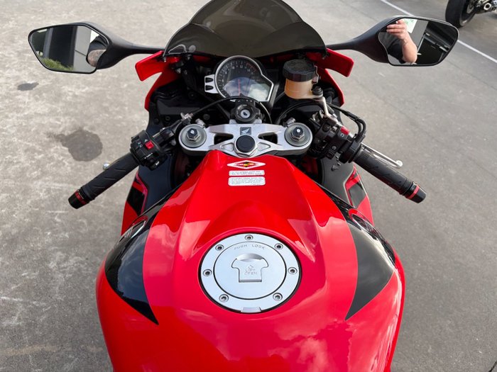 2008 Honda CBR1000RR (FIREBLADE) Red