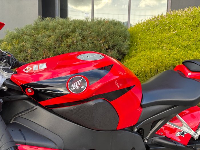 2008 Honda CBR1000RR (FIREBLADE) Red