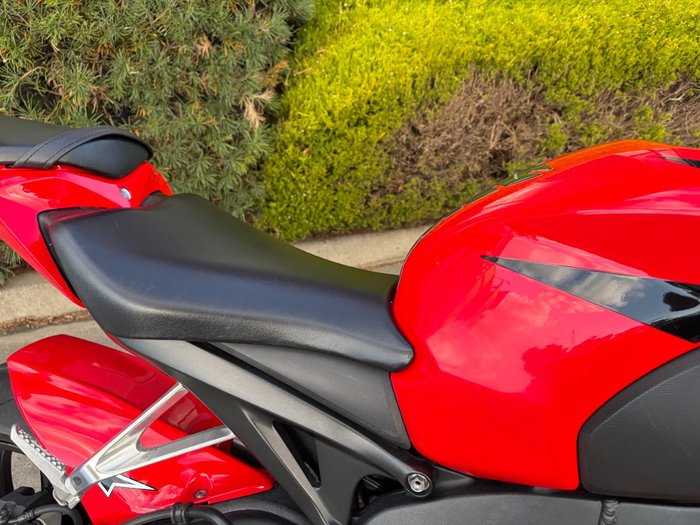 2008 Honda CBR1000RR (FIREBLADE) Red