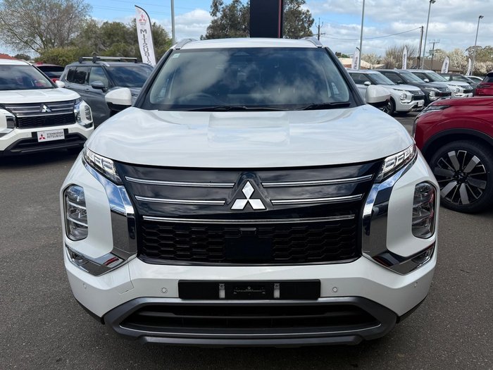 2025 Mitsubishi Outlander Aspire