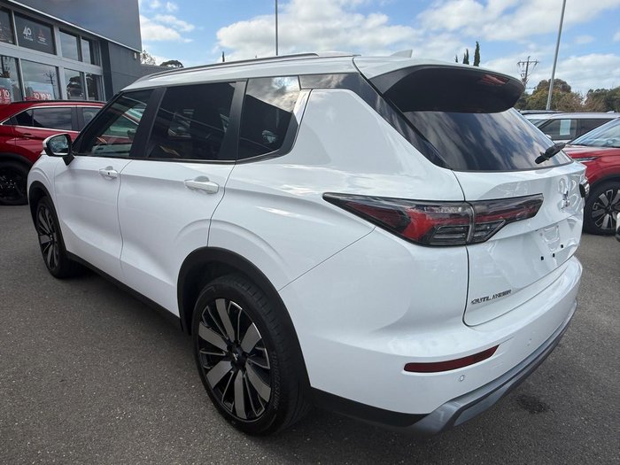 2025 Mitsubishi Outlander Aspire