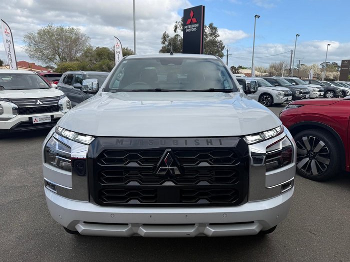 2025 Mitsubishi Triton GLS