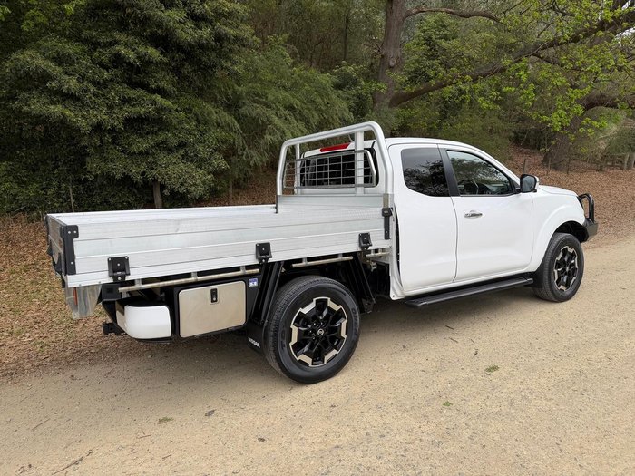 2021 Nissan Navara ST-X