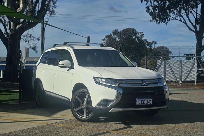 2015 Mitsubishi Outlander LS